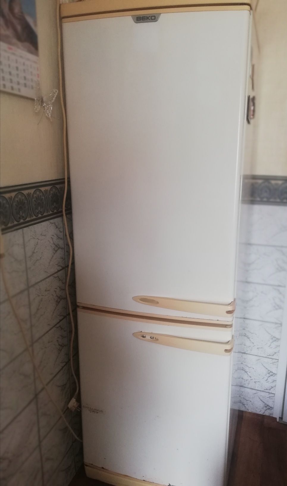 Lodówka  BEKO 180 cm