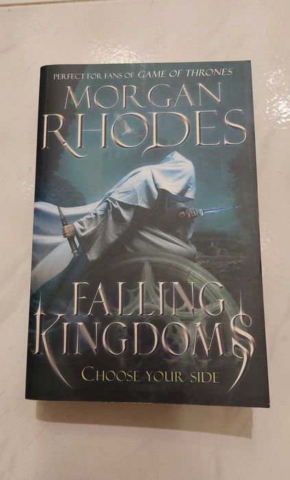 Saga "Falling Kingdoms" de Morgan Rhodes (6 livros - inglês)