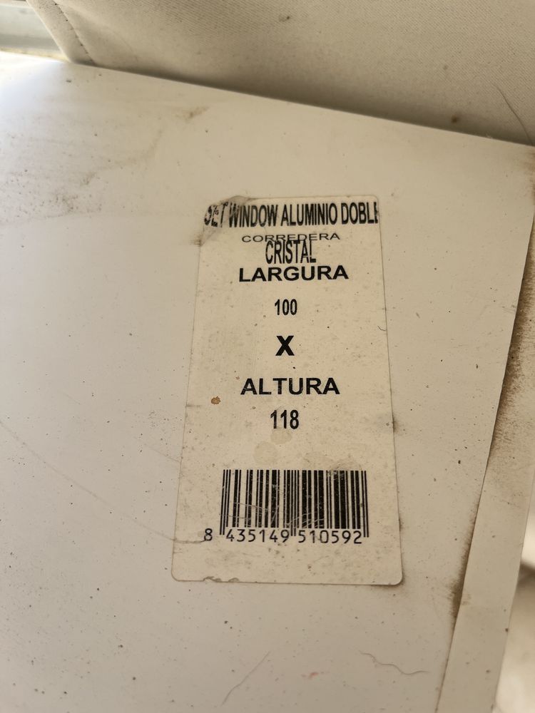2 janelas de alumínio