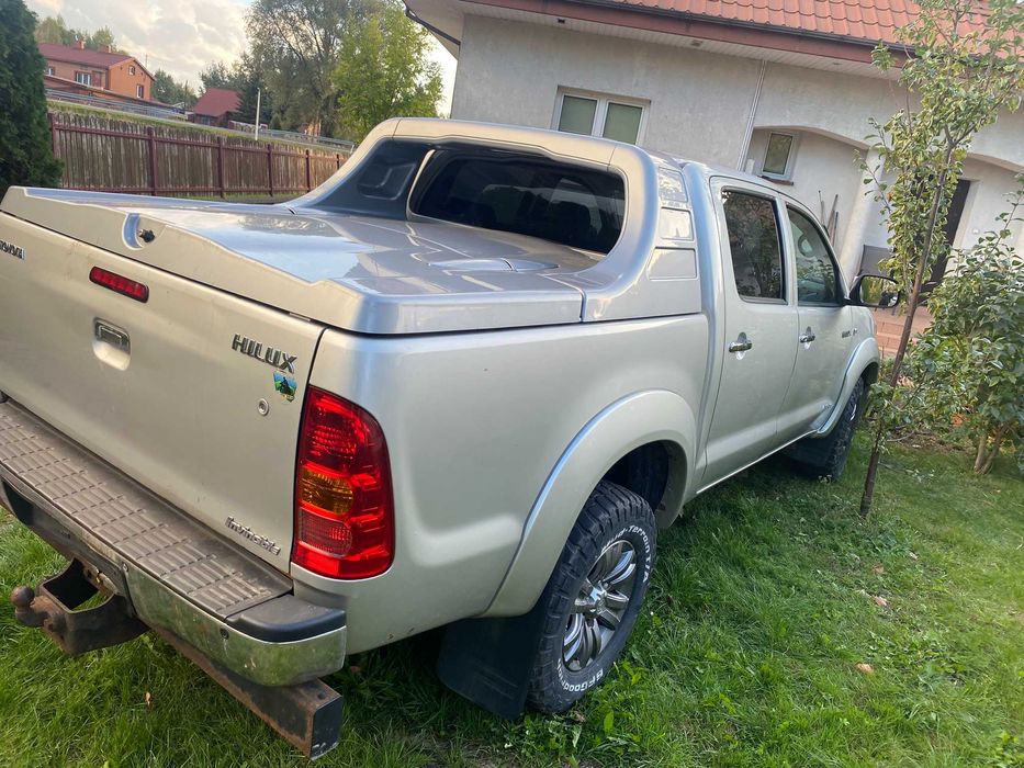 Toyota hilux hardtop zabudowa paki