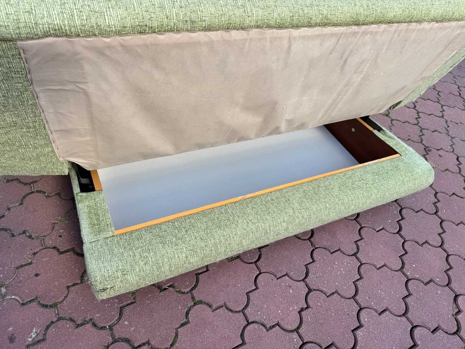 wypoczynek kanapa rozkładana sofa łózko wersalka tapczan spanie
