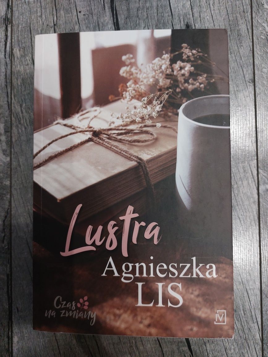 "Lustra" Agnieszka Lis