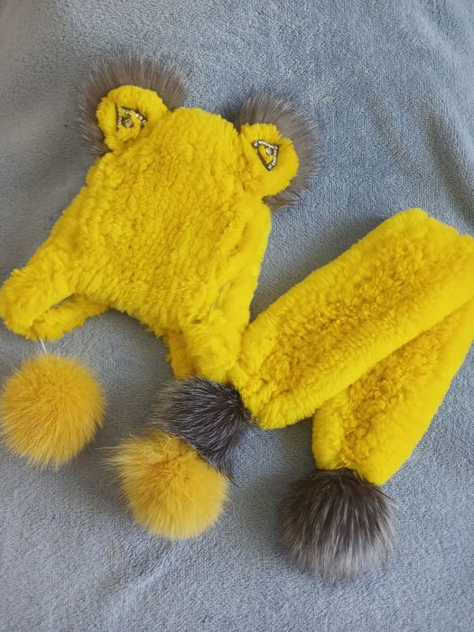 Шапка на дівчинку