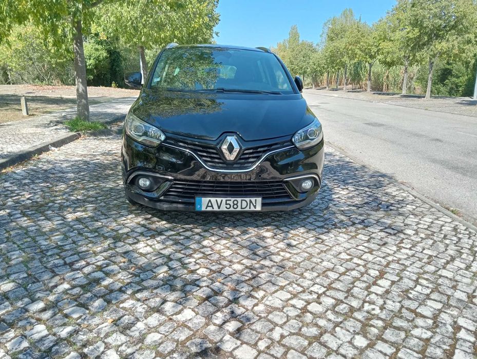 Renault Scenic 1.5 de 7 lugares