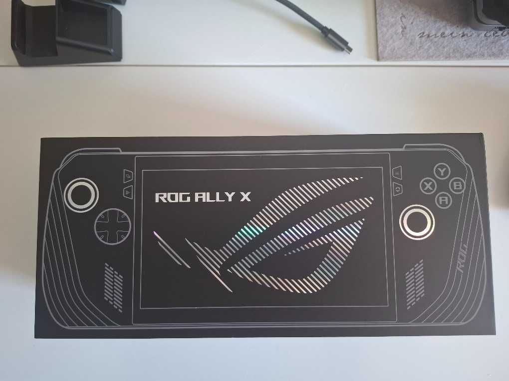 Konsola Asus Rog Ally X