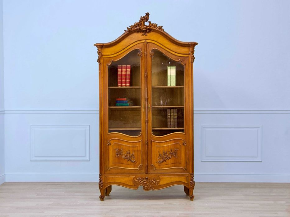 Антикварна шафа, вітрина. Антикварный шкаф, витрина.