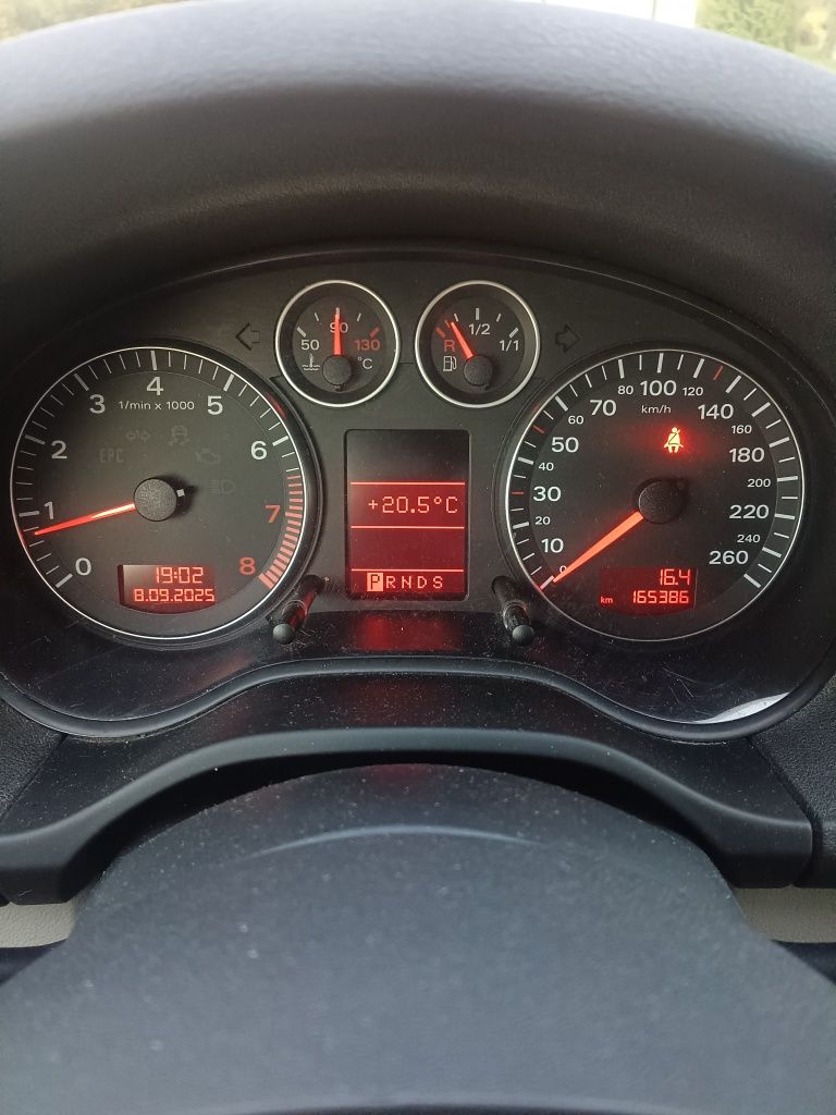 Audi A3 1.6 MPI automat