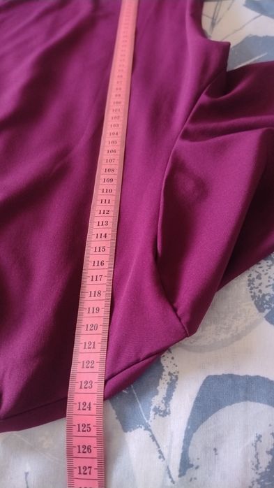 Sukienka  długa zwiewna .