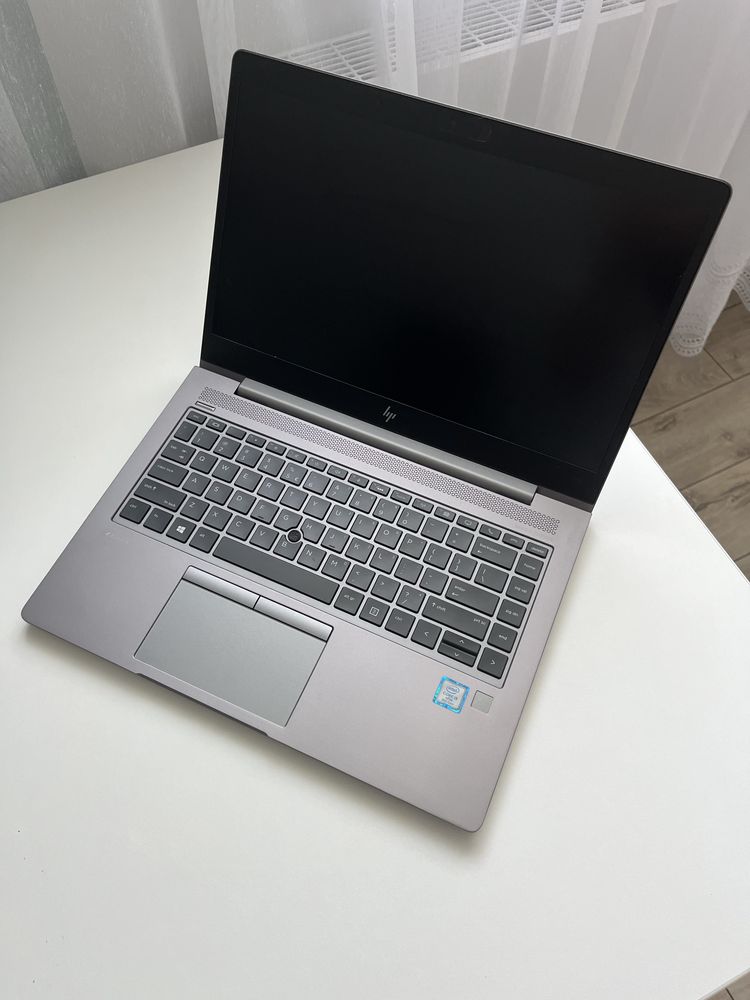 HP Zbook 14u g5, win11pro, i5, 8gb