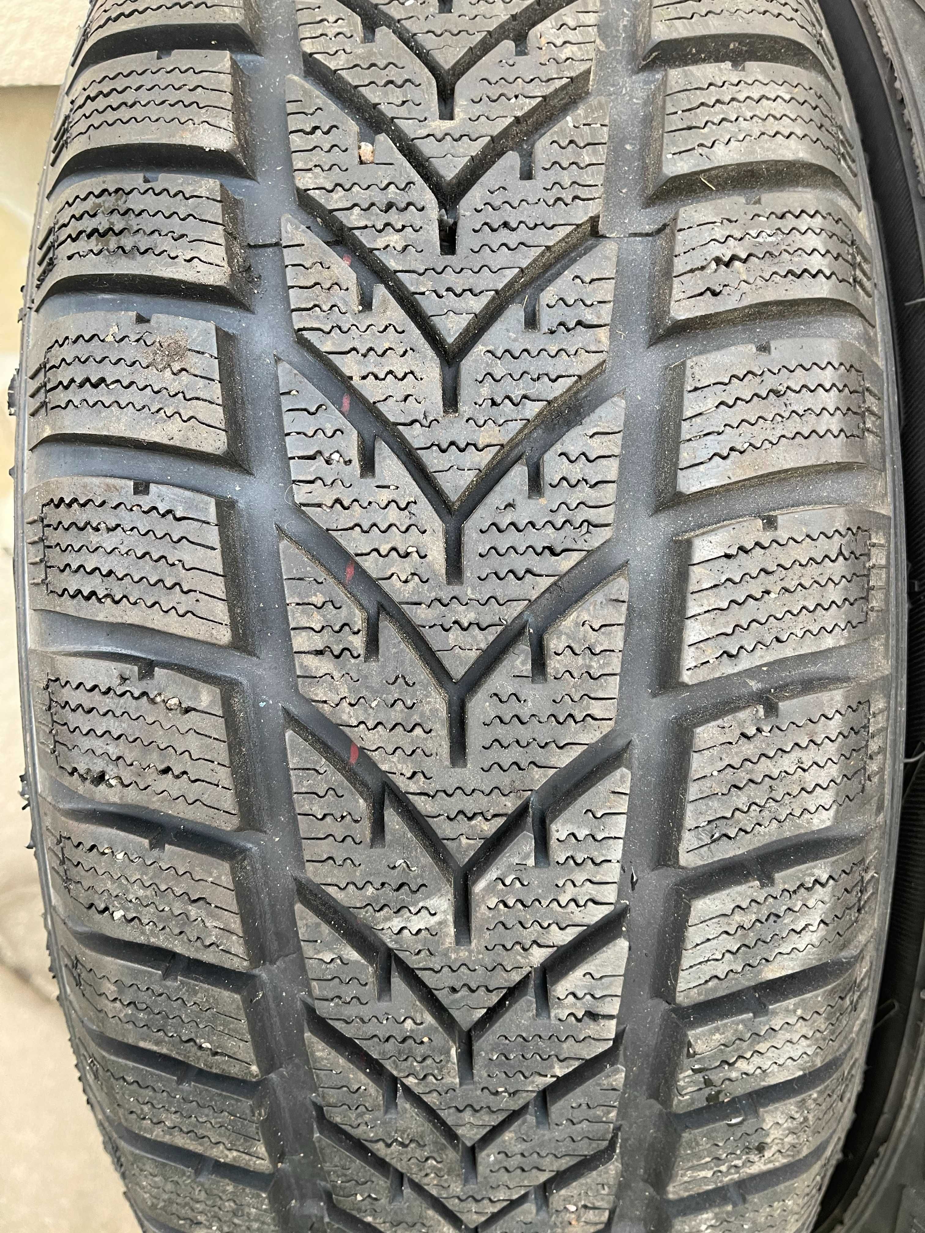 Шини R15 шины 195/65R15 91T Vredestein Snowtrac 2, Голандія, 8 мм.