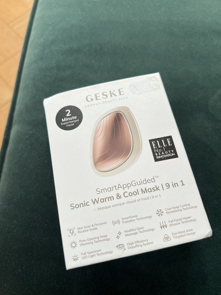Geske masażer soniczny 9 w 1 cieplo-zimno do wtlaczania maseczek z LED