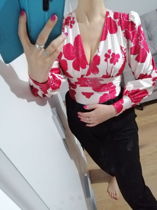 Body damskie w czerwone kwiaty białe ecru xs s m