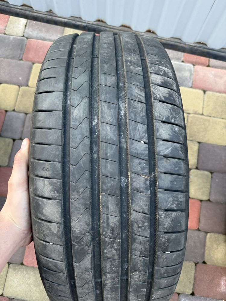 Шини Hankook Ventus PRIME 4 r17 235/45