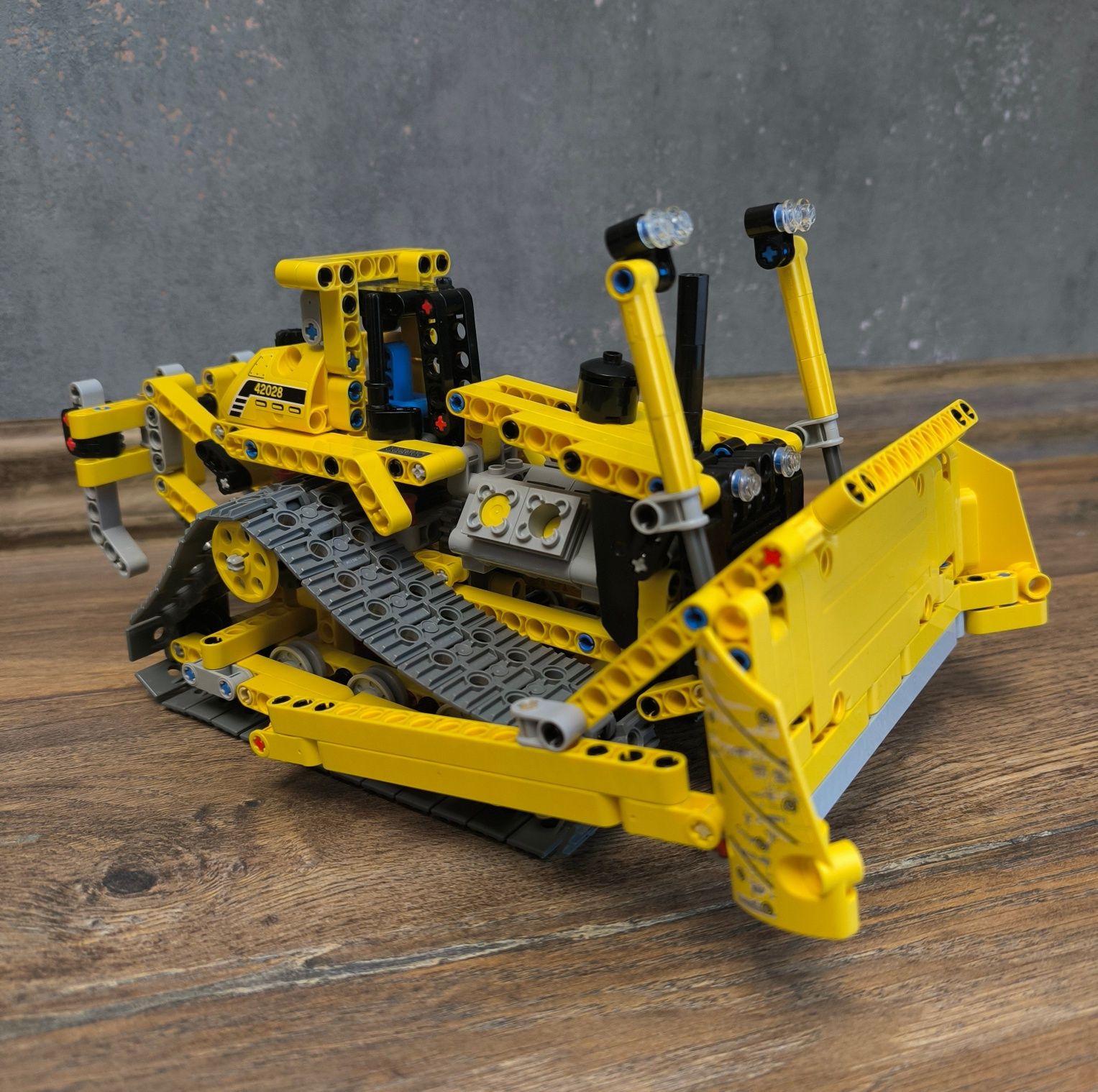 LEGO Technic 42028 оригинал, инструкции