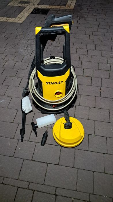 Myjka ciśnieńowa STANLEY 110bar aluminiowa pompa