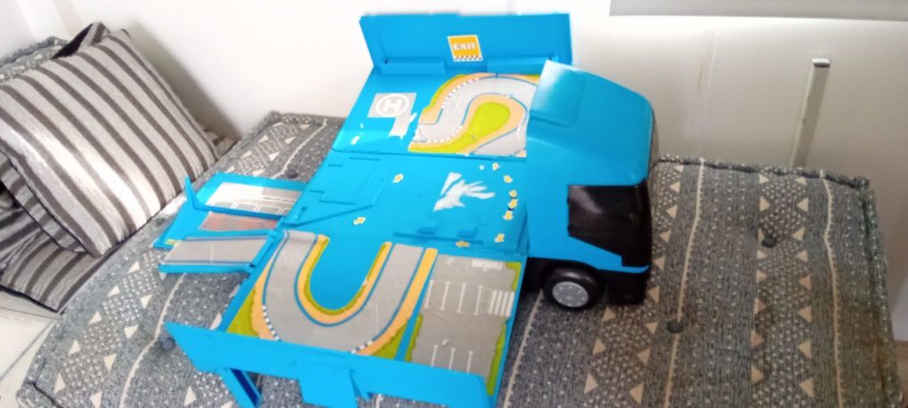 Mega Camião pista