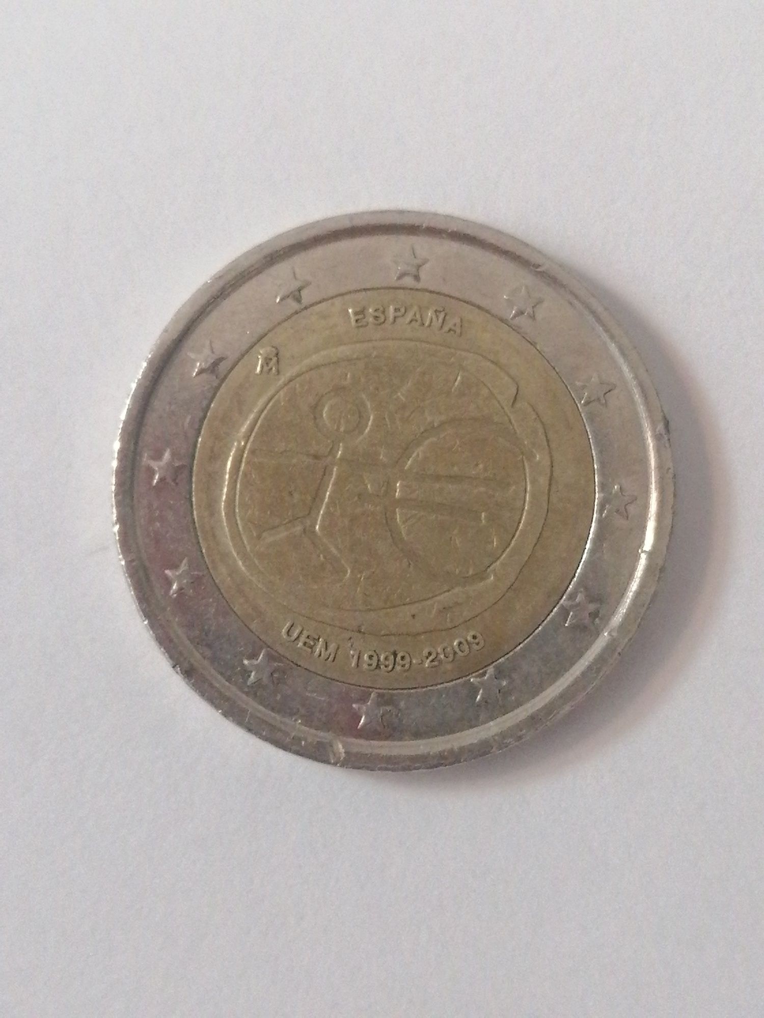 Moeda de 2 euros comemorativa e corrente