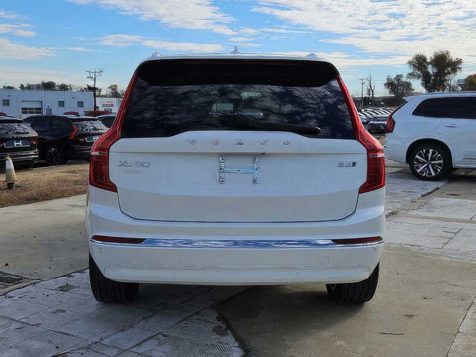 Volvo XC90 B6 Ultimate Bright      2024