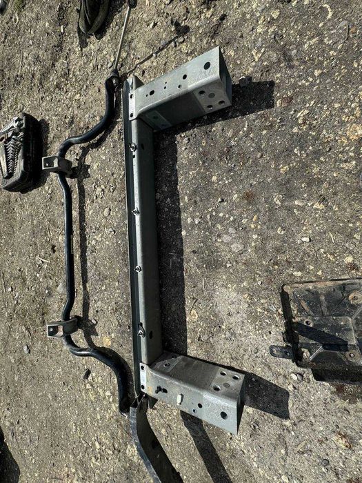 Передній Підсилювач до Jaguar I-Pace X590