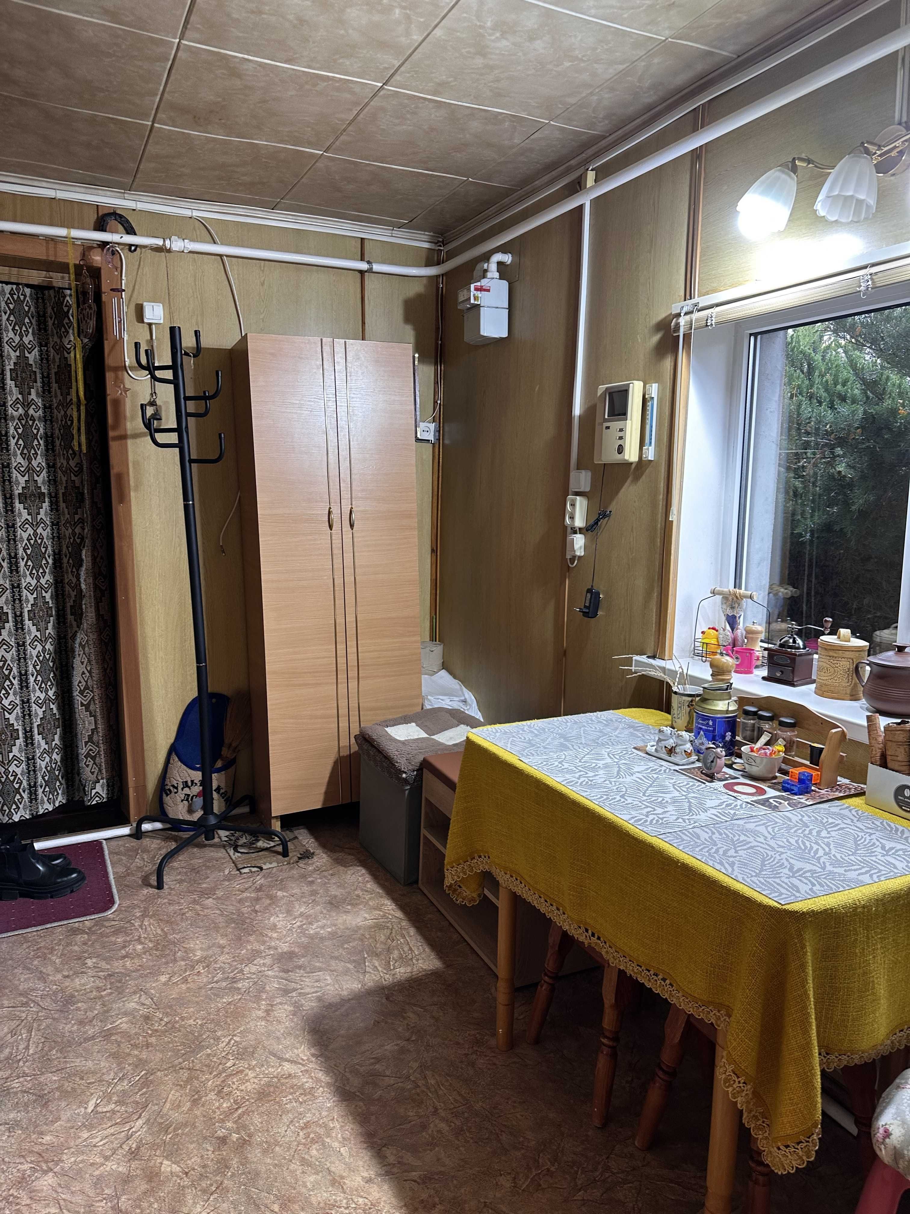 Дом в Лесках , у моря,  пригород Одессы, для себя и  под сдачу. Торг.