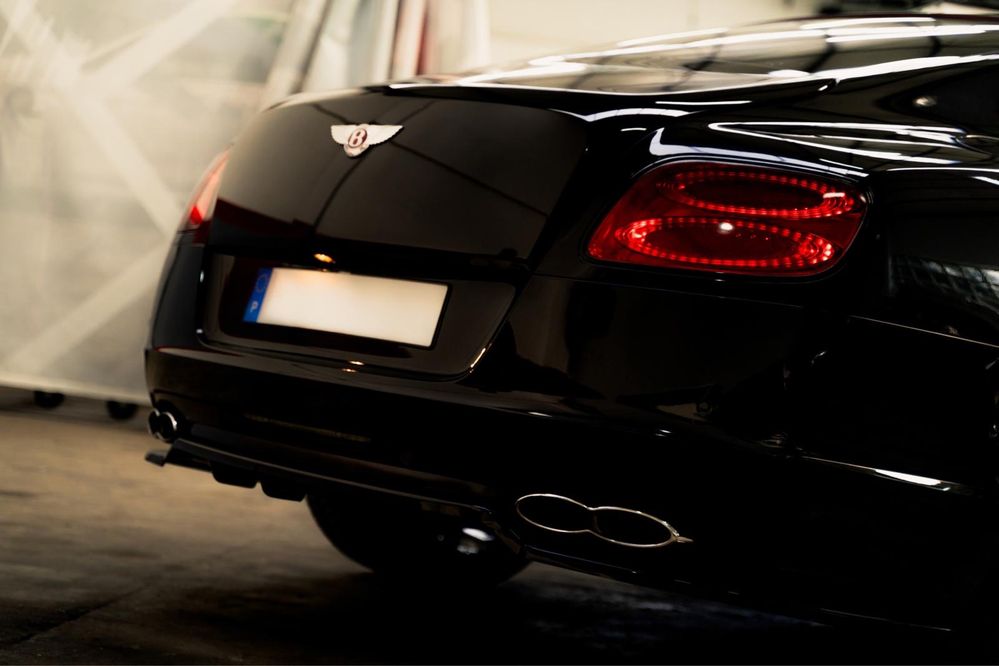 Bentley Continental GT - V8