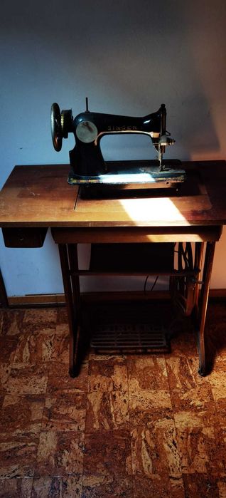 Máquina de costura Singer