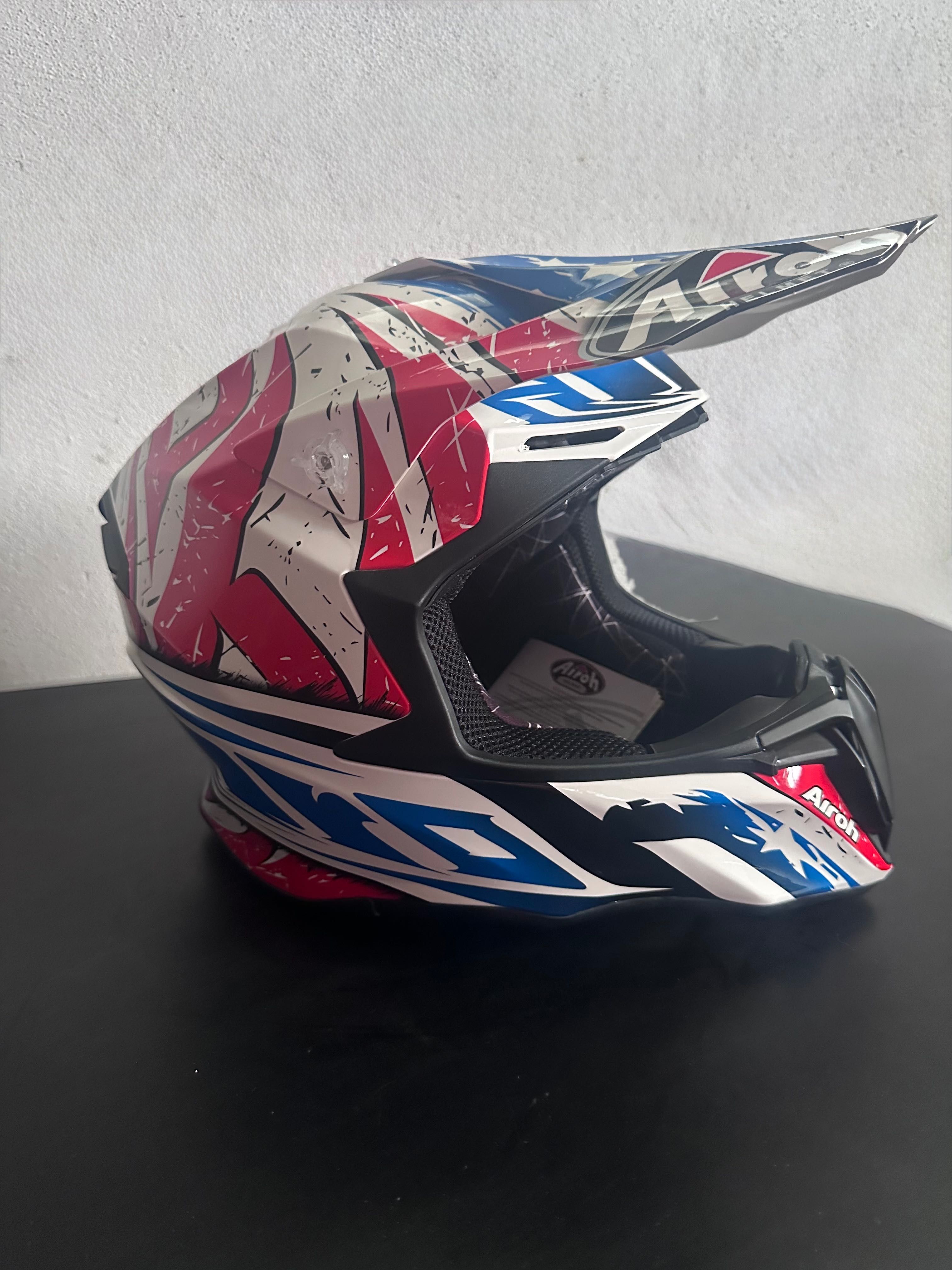 Capacete Airoh Twist L