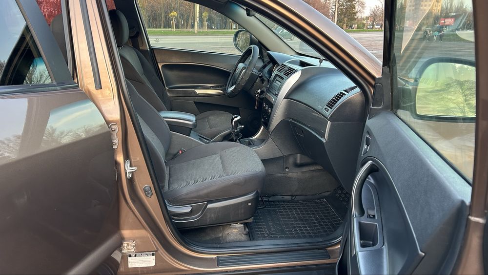 Кросовер Джилі Емгранд Х7 2.0 з ГАЗом