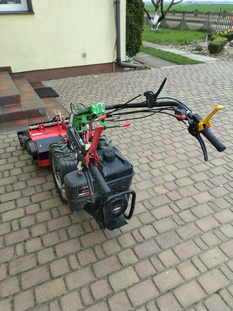 Ciągnik jednoosiowy MGM CASTORO DF z glebogryzarka separacyjna R2