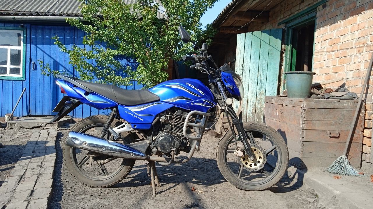 Мотоцикл Yinxiang 150