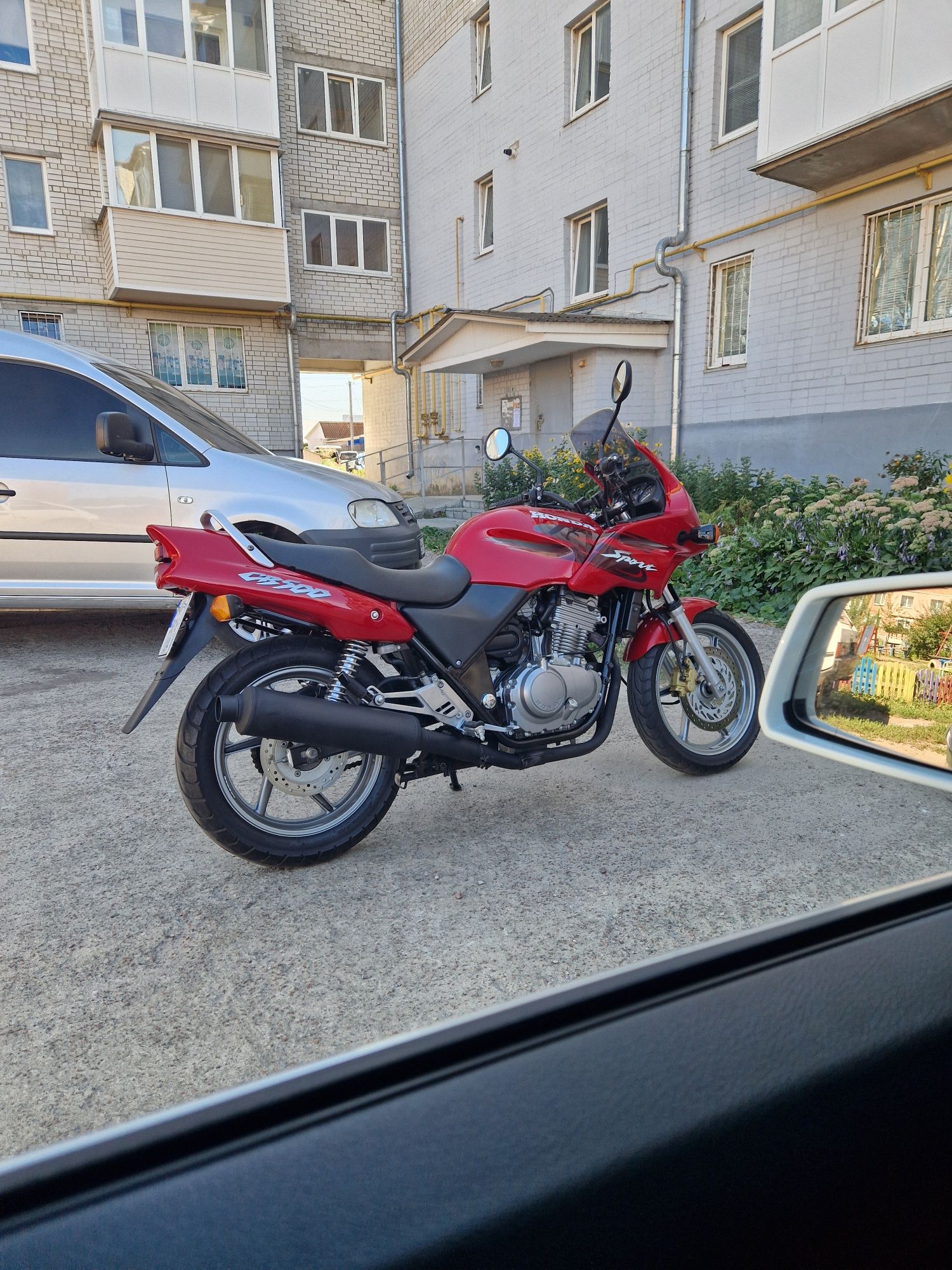 Продам Honda CB500S в гарному стані.
