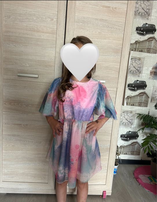 Сукні на дівчинку