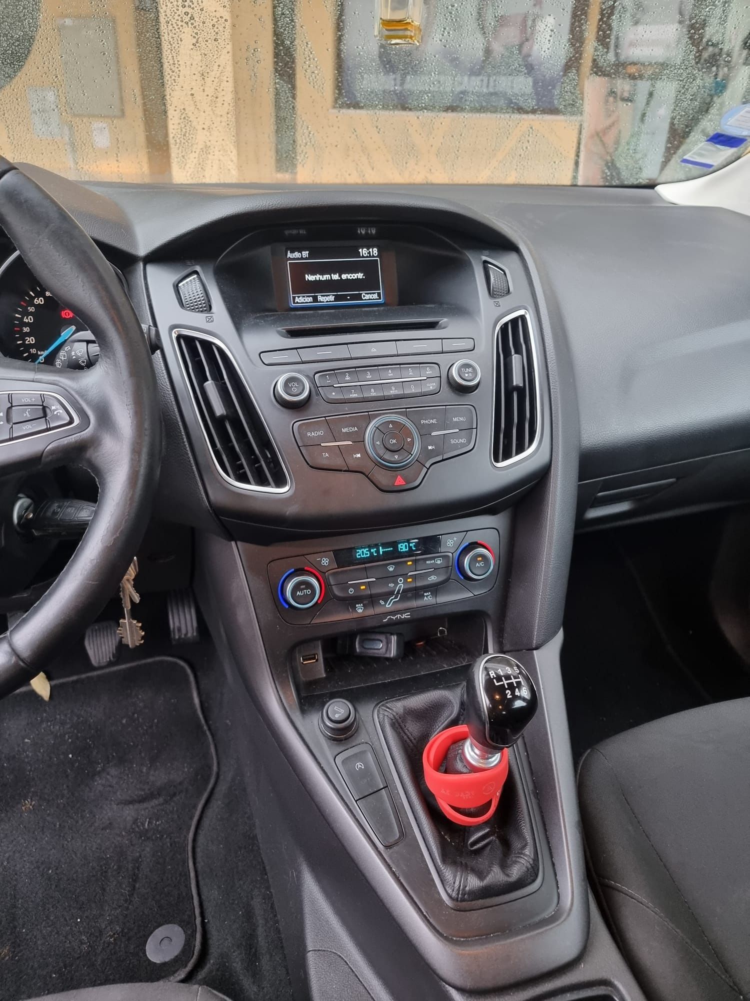 Ford Focus 1.5 TDCi 120cv 2015 - Nacional, económico e fiável!