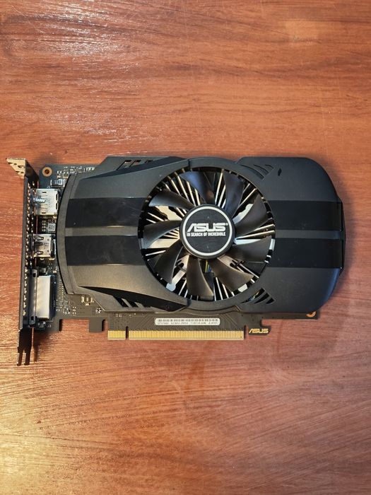 Placa Gráfica ASUS GTX 1650