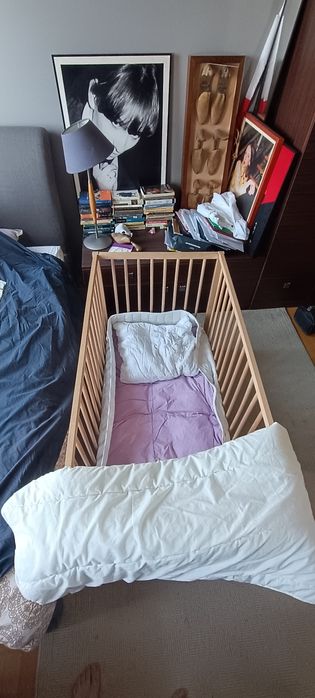 Łóżeczko niemowlęce + kołdra zimowa + kołdra letnia + poduszka - IKEA