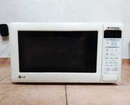 Мікрохвильва піч LG MB-3949G
