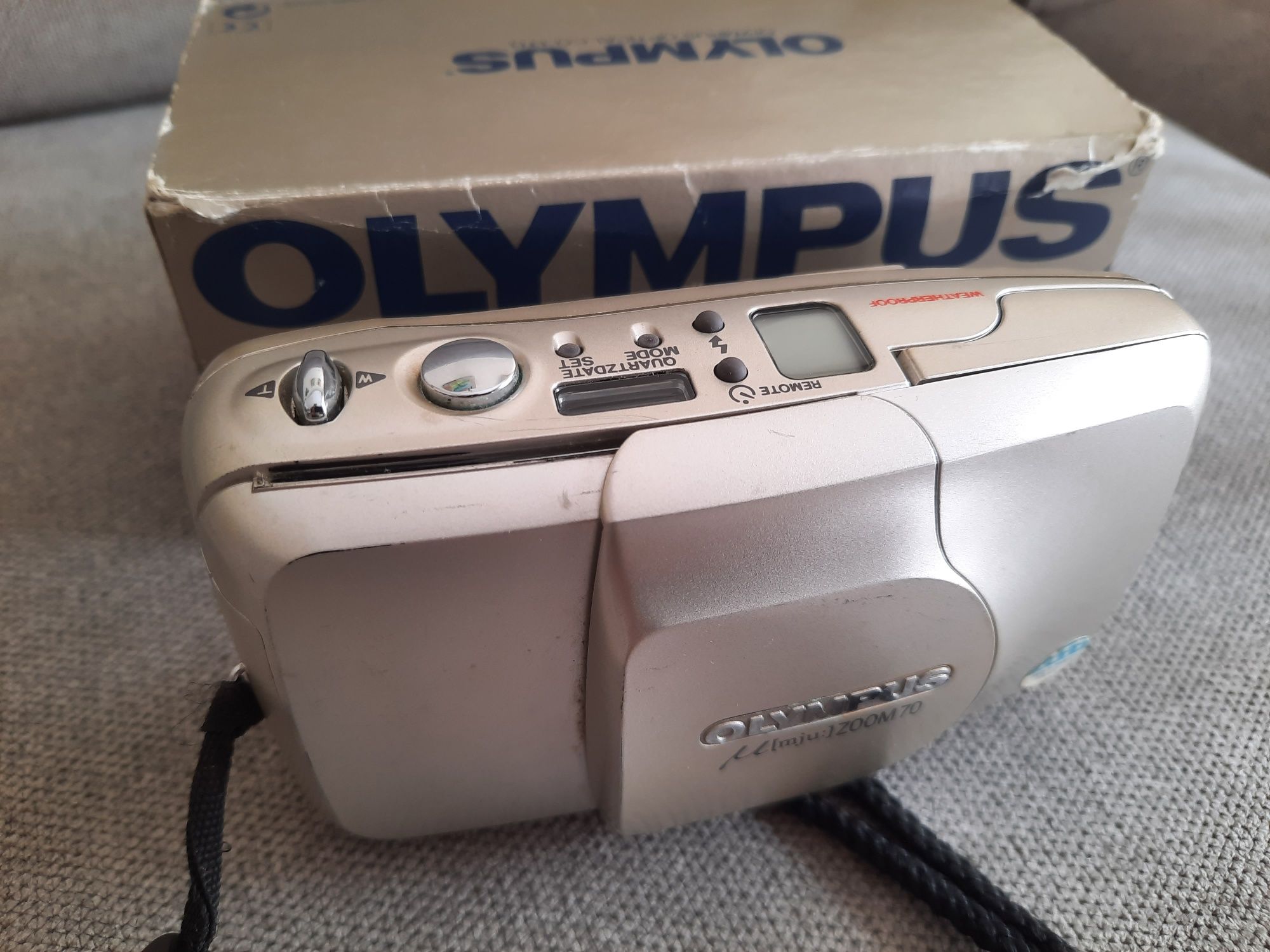 Olympus mju ZOOM 70 - completa com caixa e manuais