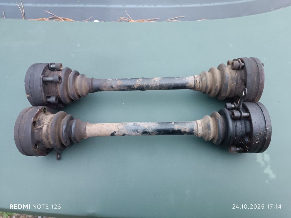 Полуосі привод задній Bmw e34 шрус бмв е34 5 series