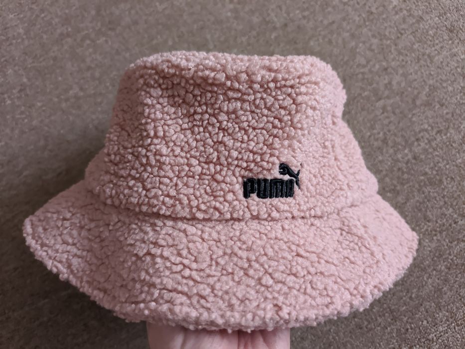 Розовая фирменная Панама Puma Core Winter Bucket панамка