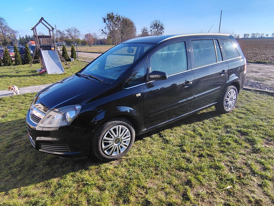 Opel Zafira 1.8 Benz  7osob klima