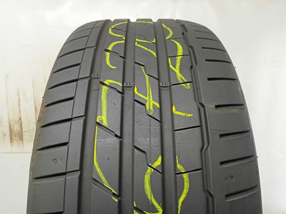 Hankook Ventus S1 Evo 3 235/40/19 23r. 96W 5,9mm (6720)