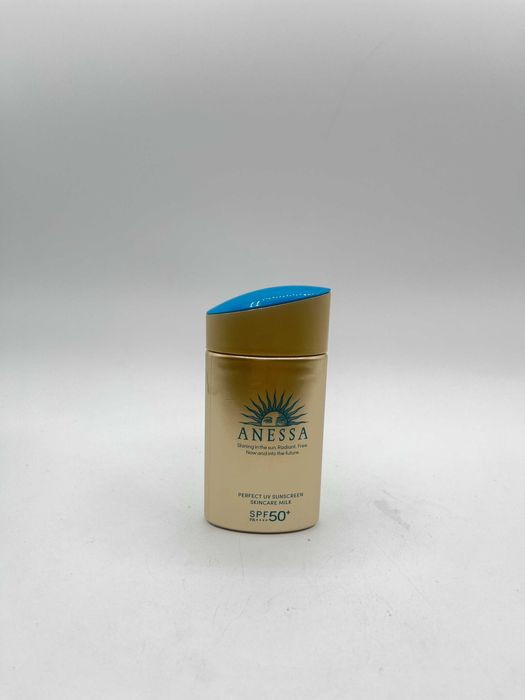 Shiseido Anessa Perfect UV Milk SPF50+ – krem ochronny do twarzy