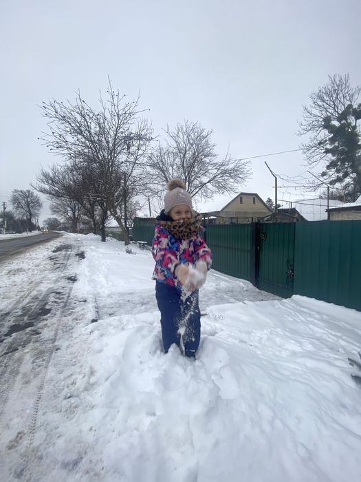 Зимова курточка і комбінезон  на дівчинку на 4 роки