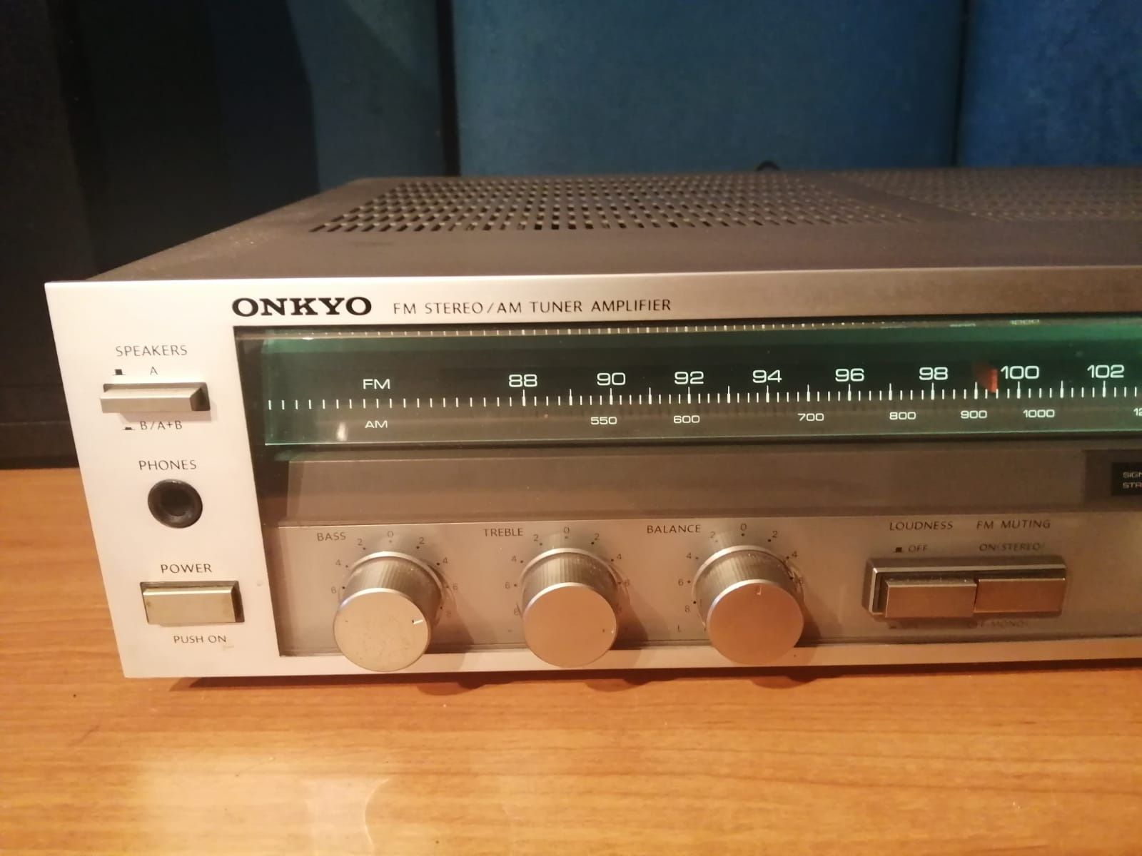 Amplituner Onkyo TX-11