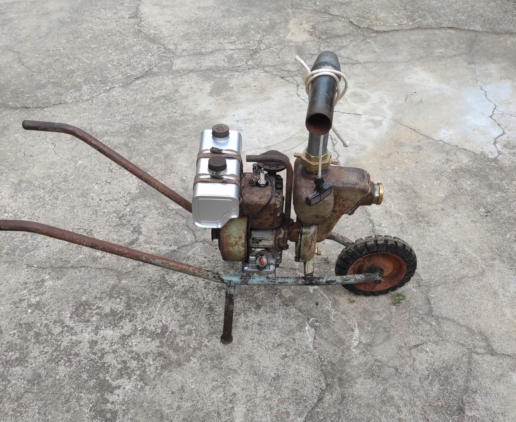 Motor de rega bernard