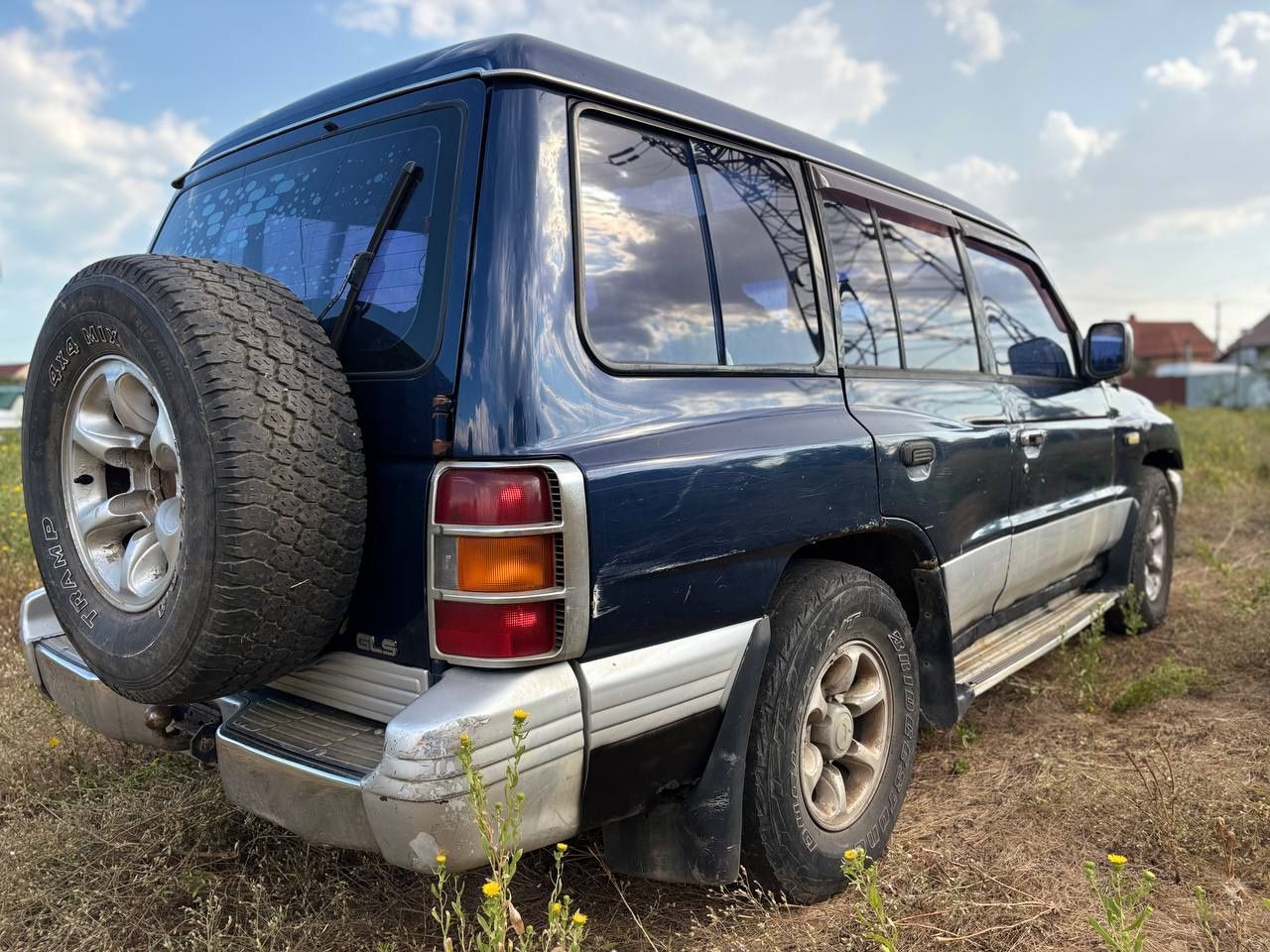Mitsubishi Pajero Wagon 2
