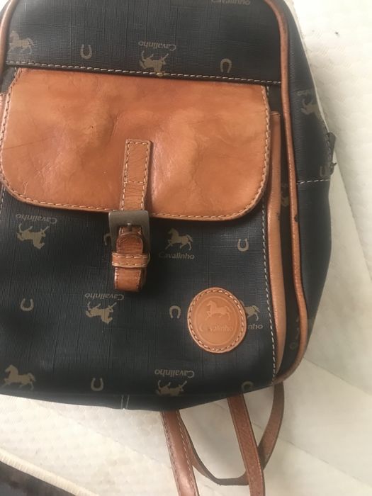 Vendo conjunto de carteira e mala