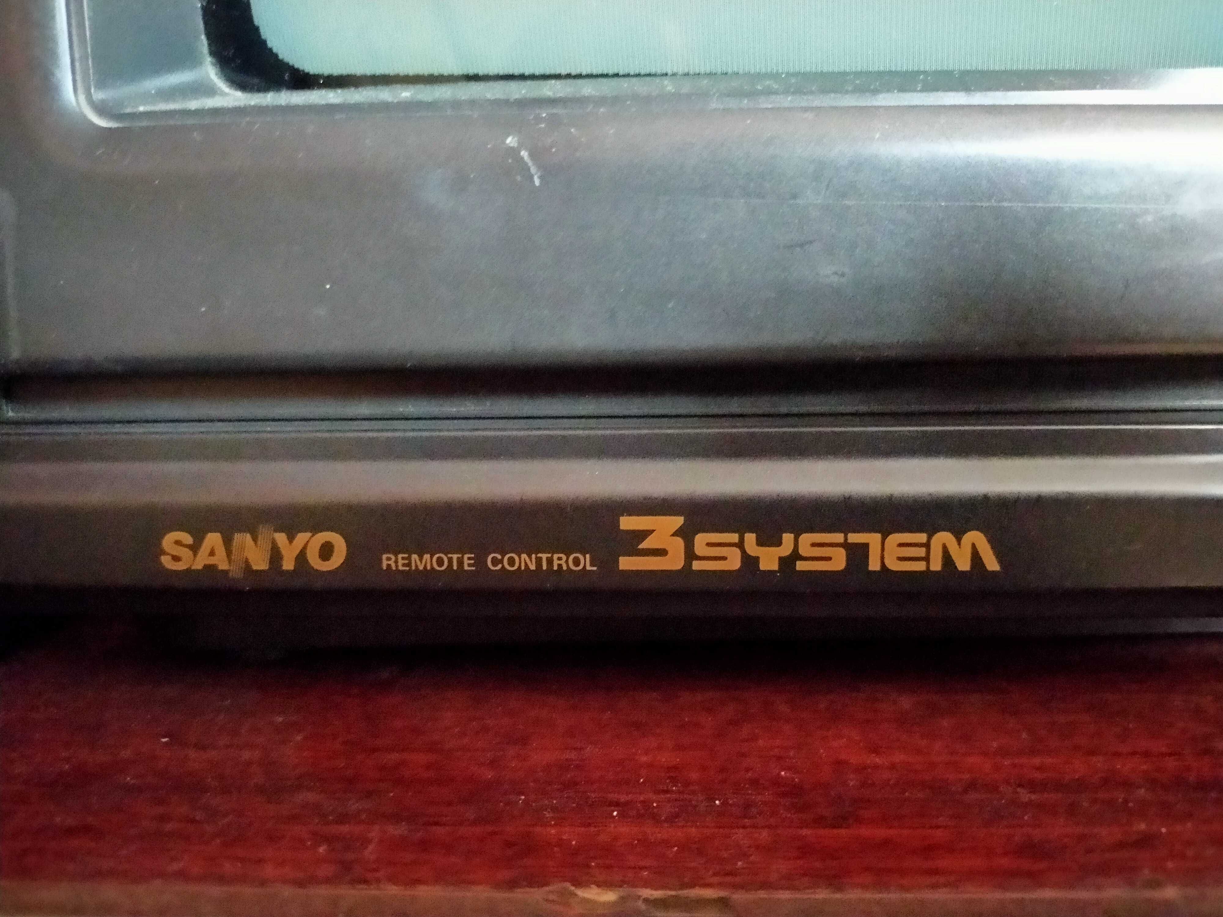 Telewizor Sanyo 21 cali oraz magnetowid