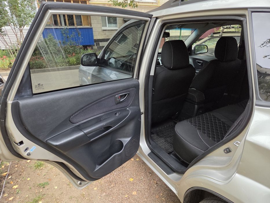 Hyundai Tucson 2008 2.0 на тимчасовій для ЗСУреєстрації.