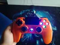 Pad ps4 w bardzo dobrym stanie